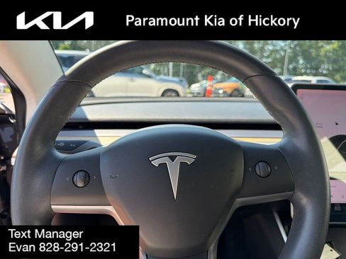Used 2020 Tesla Model 3 Standard Range RWD image 17