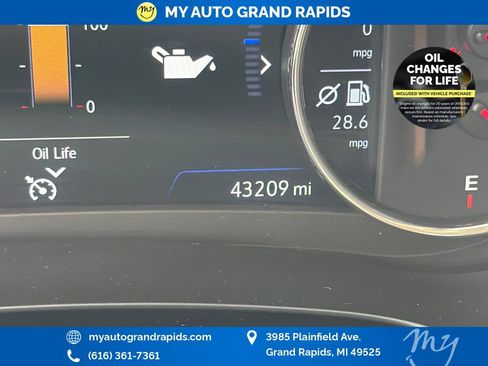 Used 2024 Chevrolet Malibu LT FWD image 18