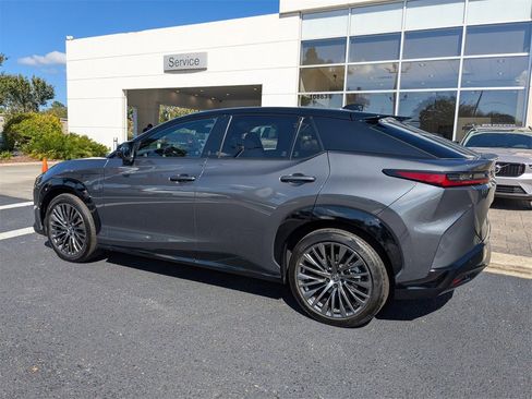 Used 2023 Lexus RZ 450e Premium image 12