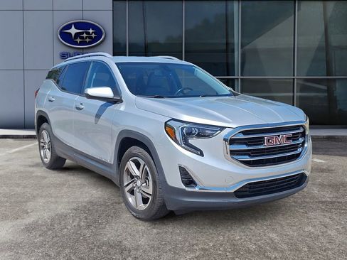 Used 2018 GMC Terrain SLT w/ Preferred Package FWD image 2