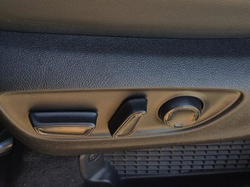 Used 2024 Toyota Sienna XLE Woodland Edition image 30