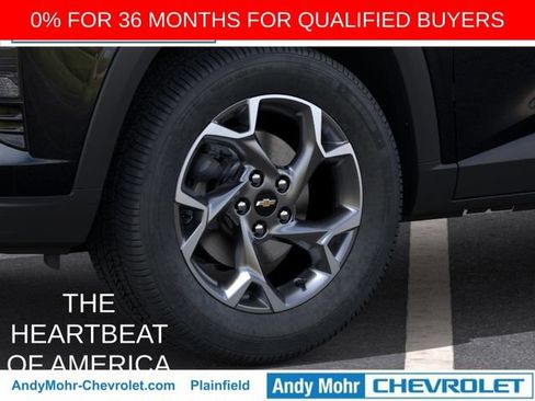 New 2026 Chevrolet Trax LT w/ Sunroof Package FWD image 11