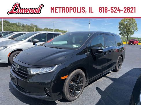 Used 2023 Honda Odyssey Sport image 1