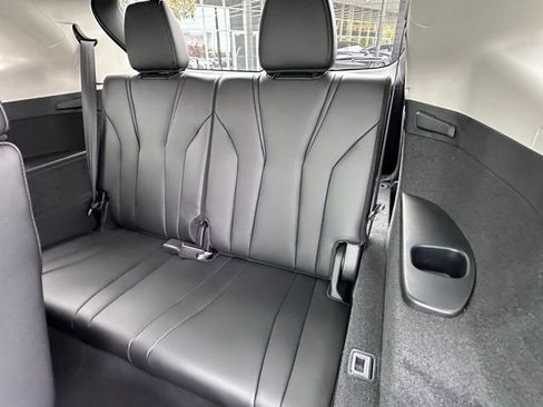 Used 2023 Acura MDX SH-AWD image 24