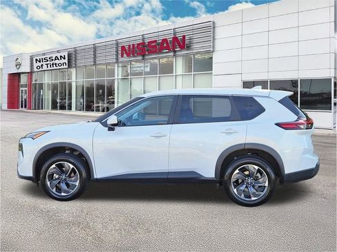 Used 2025 Nissan Rogue SV FWD image 7