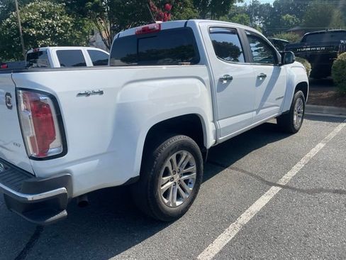 Used 2020 GMC Canyon SLT w/ Driver Alert Package AWD/4WD image 3