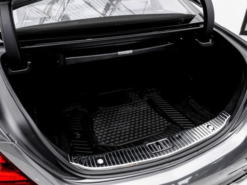 Used 2019 Mercedes-Benz S 560 4MATIC Sedan image 53