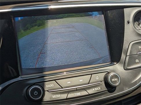 Used 2020 Buick Envision Essence image 19