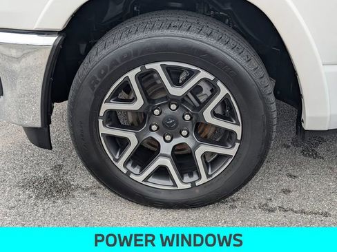 Used 2025 RAM 1500 Laramie image 11