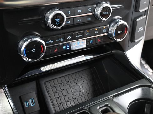 Used 2023 Ford F150 King Ranch w/ Equipment Group 601A High AWD/4WD image 19