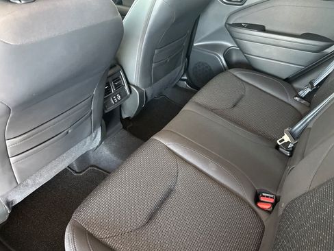 Used 2025 Subaru Forester Premium AWD/4WD image 12
