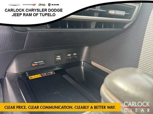 Used 2025 Toyota Camry SE FWD image 22