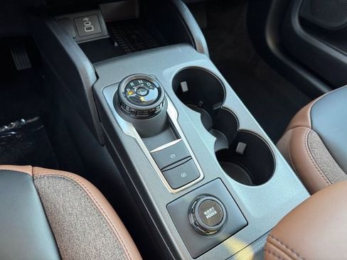 New 2025 Ford Bronco Sport Outer Banks w/ Outer Banks Tech Package+ AWD/4WD image 19