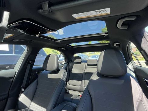Used 2026 Mercedes-Benz C 300 4MATIC Sedan image 9
