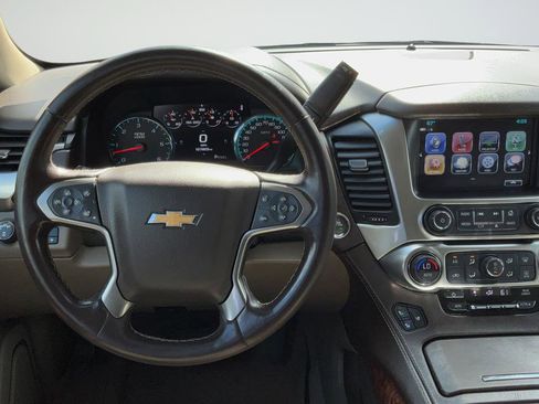 Used 2020 Chevrolet Tahoe Premier AWD/4WD image 13