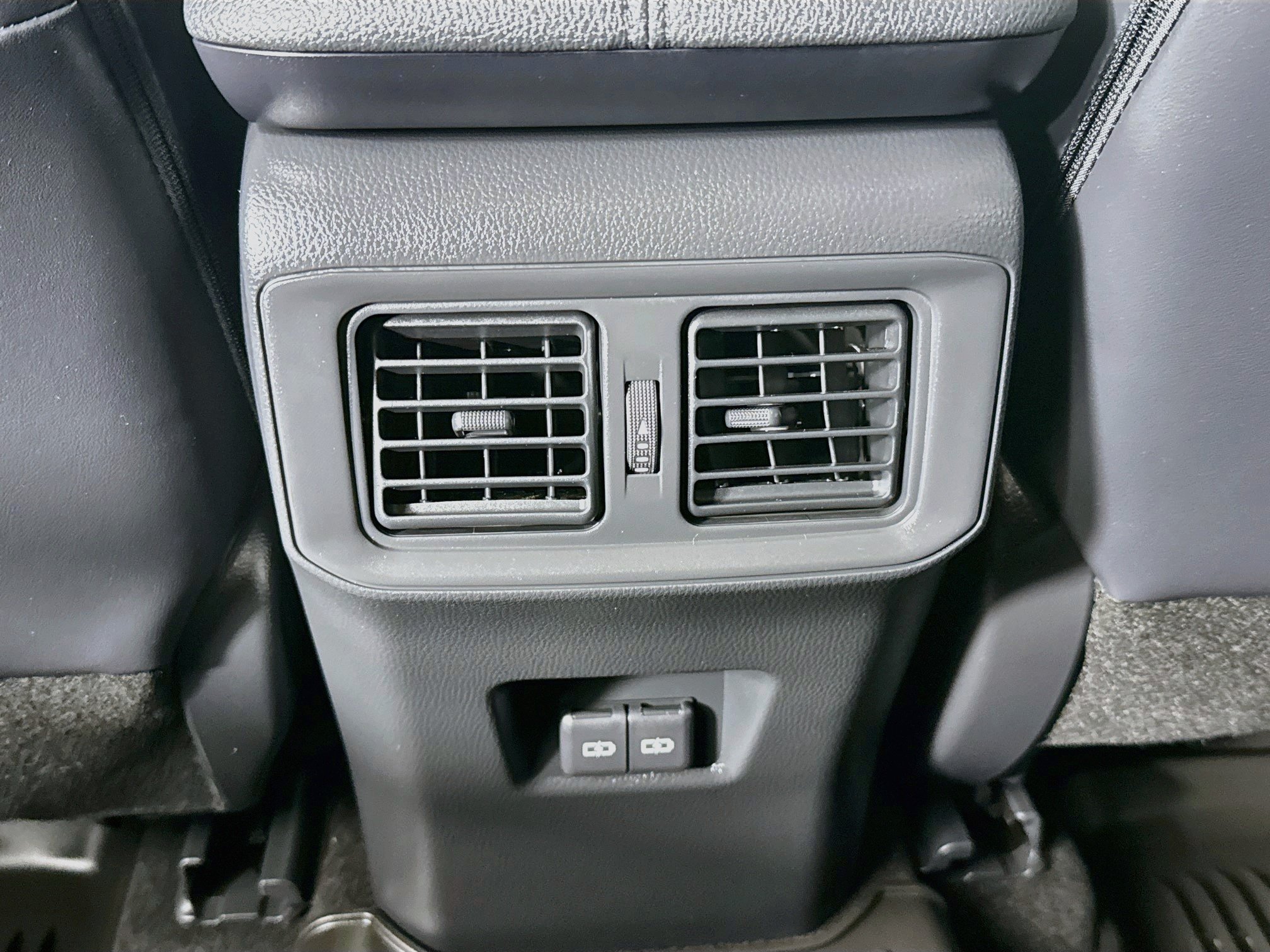 Certified 2023 Toyota RAV4 XLE Premium AWD/4WD image 27