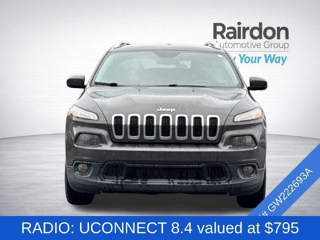 Used 2016 Jeep Cherokee Latitude w/ Comfort & Sound Group FWD image 2