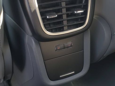Certified 2019 Lincoln Nautilus Reserve AWD/4WD image 31