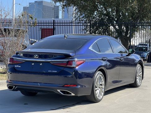 Used 2022 Lexus ES 350 Ultra Luxury w/ Accessory Package 2 image 4