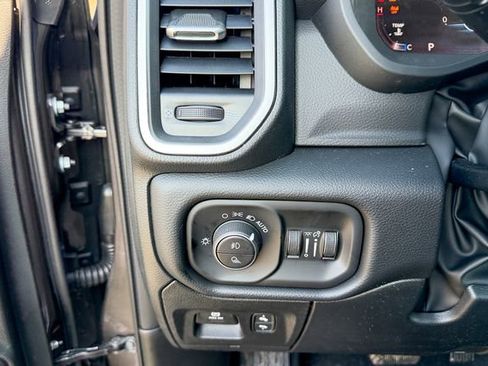 New 2026 RAM 1500 4x4 Crew Cab image 21