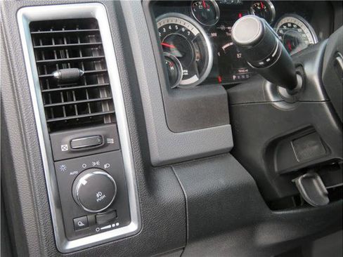 Used 2016 RAM 1500 Big Horn image 11