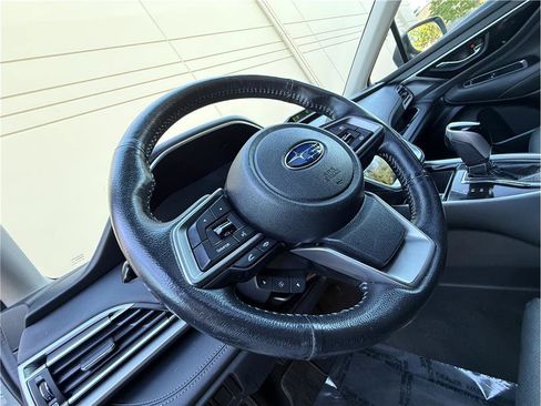 Used 2021 Subaru Outback Limited AWD/4WD image 9