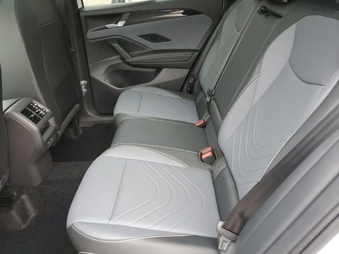 New 2026 Volkswagen Tiguan SE R-Line image 13