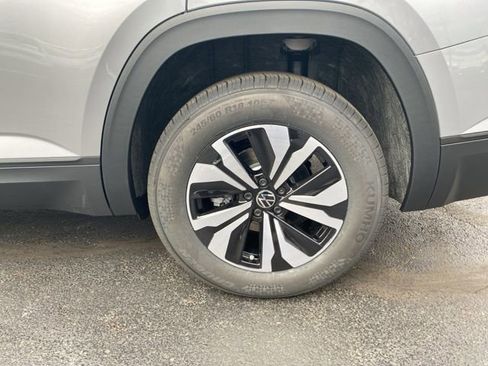 New 2026 Volkswagen Atlas SE image 18