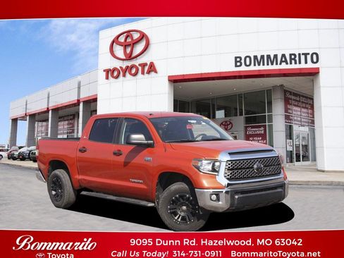 Used 2018 Toyota Tundra SR5 w/ SR5 Upgrade Package AWD/4WD image 1