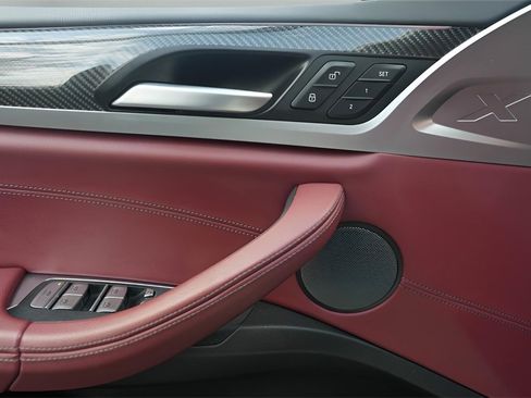 Used 2020 BMW X4 M40i w/ Executive Package image 25