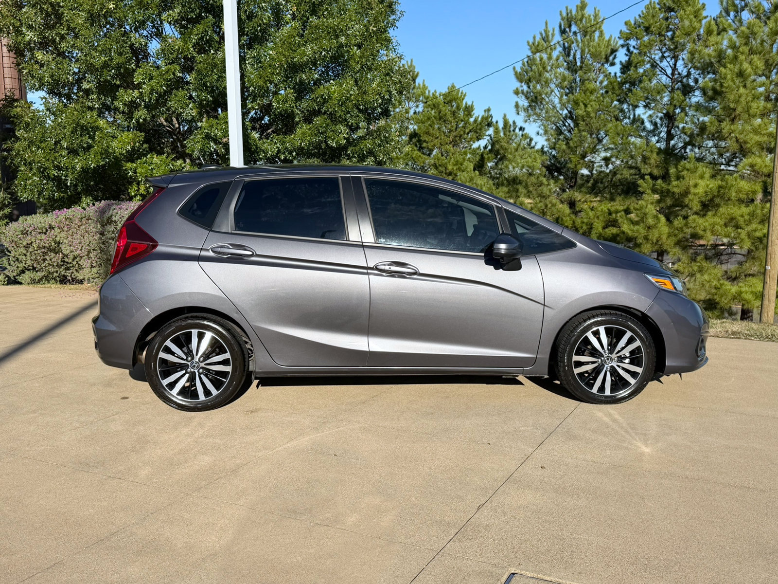 Used 2019 Honda Fit EX image 7