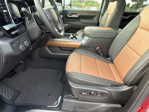 New 2026 Chevrolet Silverado 2500 High Country w/ High Country Premium Package AWD/4WD image 17