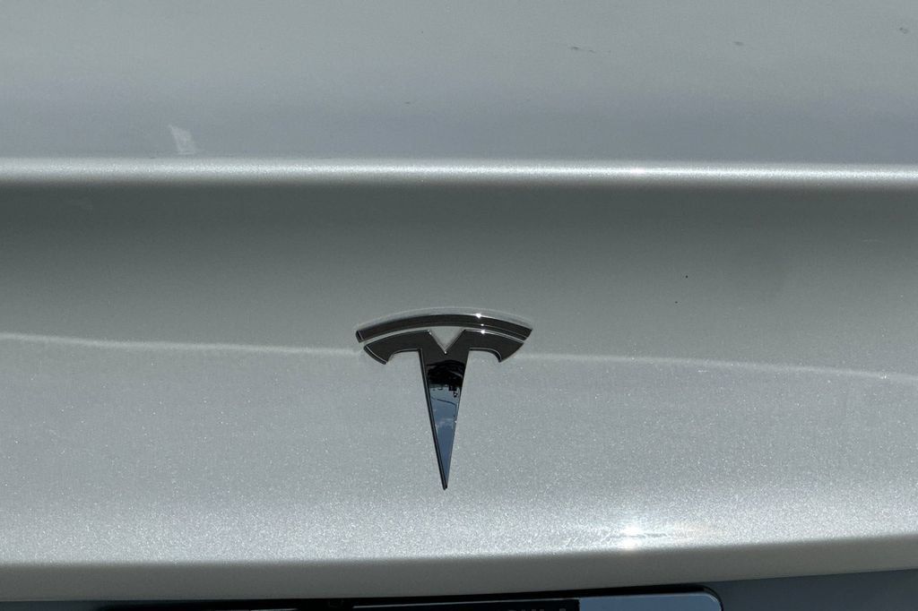 Used 2023 Tesla Model 3 Standard Range RWD image 25