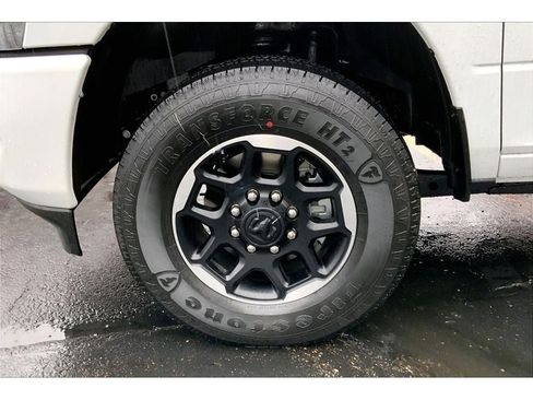 New 2026 RAM 3500 Laramie w/ Towing Technology Group image 13