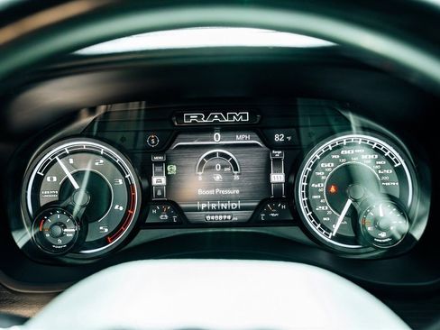 Used 2022 RAM 2500 Limited image 32