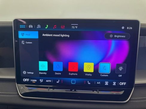 New 2026 Volkswagen Tiguan SE R-Line AWD/4WD image 13