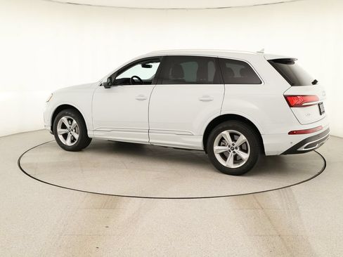 Used 2023 Audi Q7 2.0T Premium Plus w/ Premium Plus Package AWD/4WD image 3