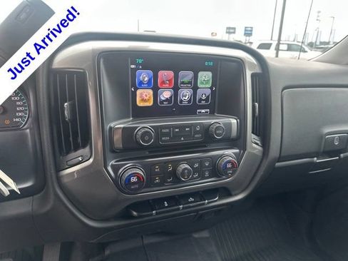 Used 2018 Chevrolet Silverado 1500 LT w/ All Star Edition AWD/4WD image 14
