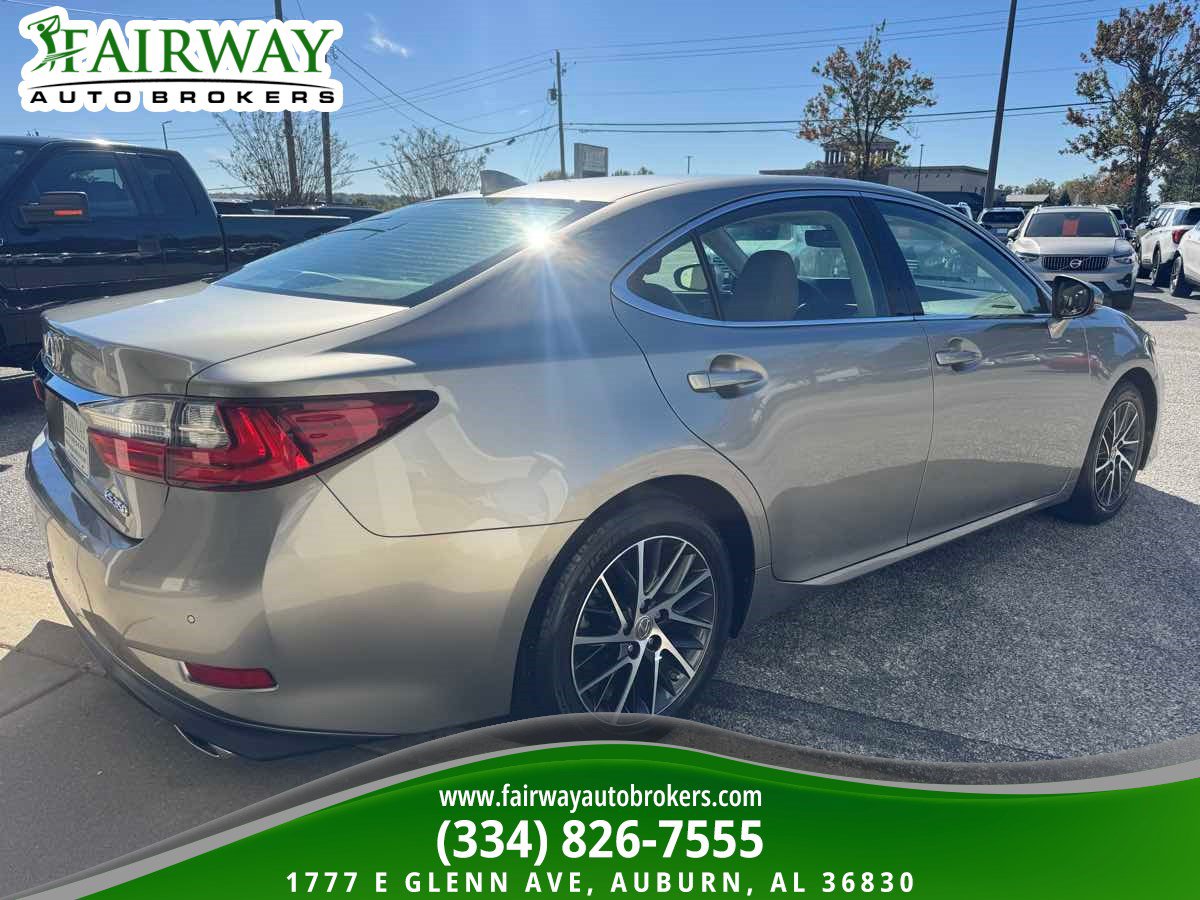 Used 2017 Lexus ES 350 FWD image 6
