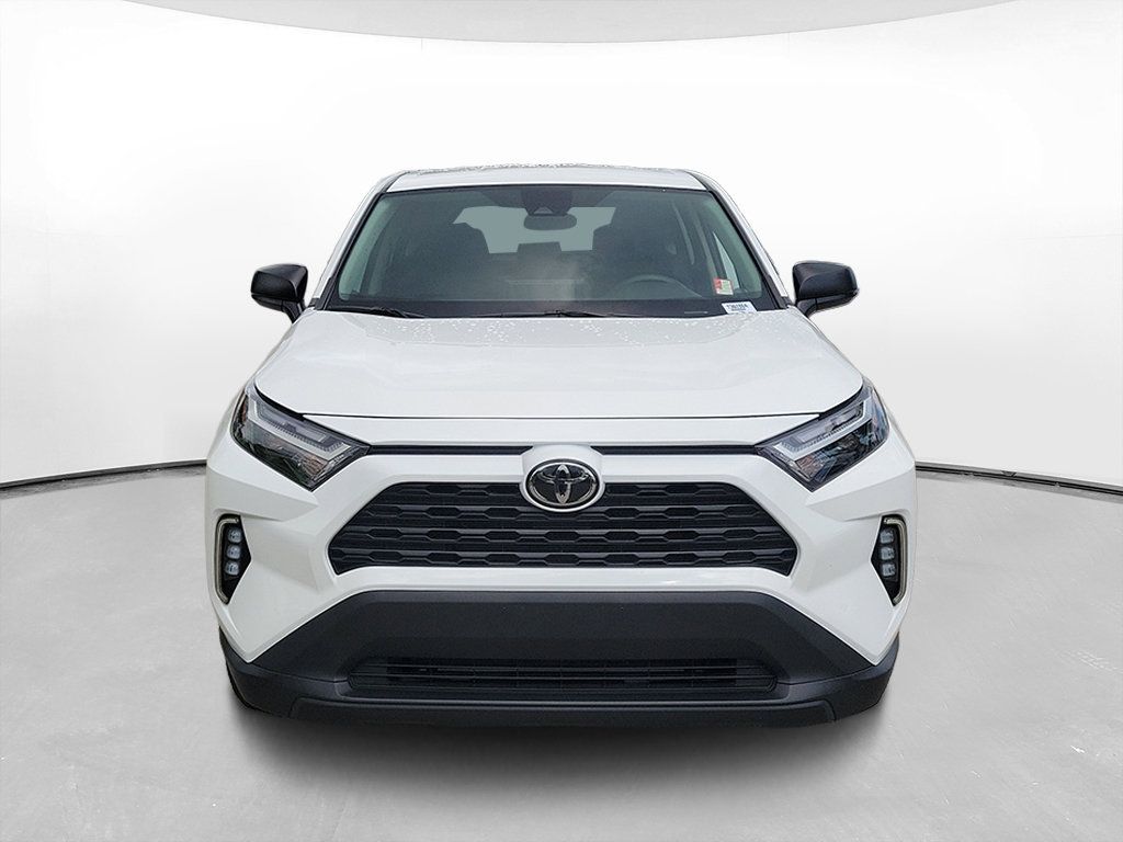 Certified 2024 Toyota RAV4 LE AWD/4WD image 2