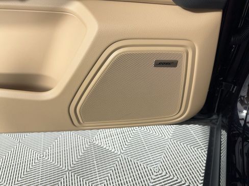 Certified 2026 Porsche Macan AWD/4WD image 22