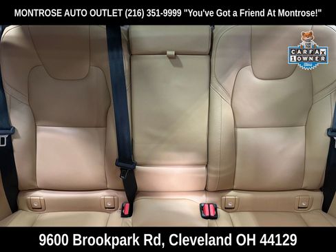 Used 2023 Volvo XC60 B5 Ultimate w/ Climate Package image 30