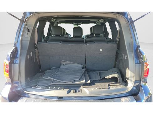 Used 2024 INFINITI QX80 Sensory AWD/4WD image 9