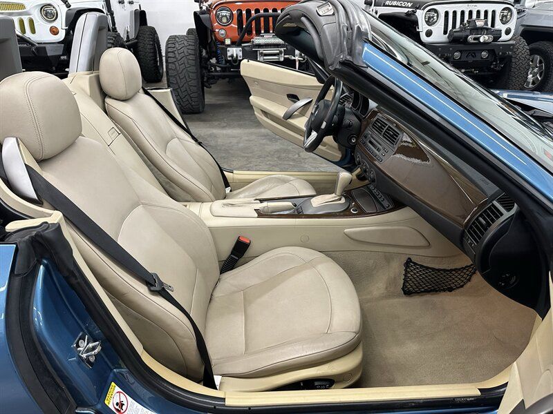 Used 2003 BMW Z4 3.0i RWD image 13