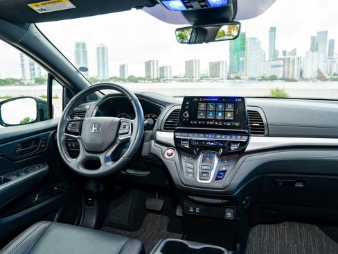 Used 2025 Honda Odyssey Sport-L image 24