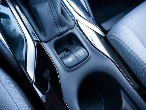 Used 2020 Toyota Corolla SE FWD image 38