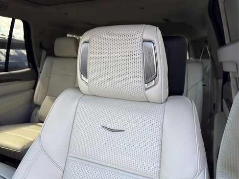 New 2025 Cadillac Escalade Sport Platinum image 32