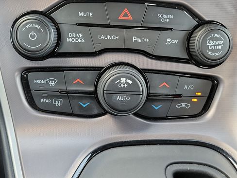 Used 2021 Dodge Challenger R/T Scat Pack RWD image 27