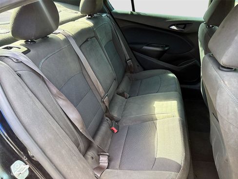 Used 2017 Chevrolet Cruze LT w/ Sun And Sound Package image 28