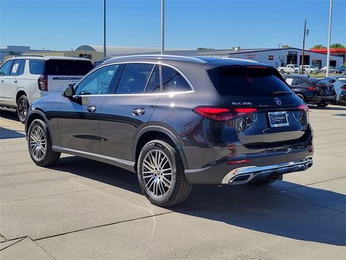 New 2026 Mercedes-Benz GLC 300 4MATIC image 11